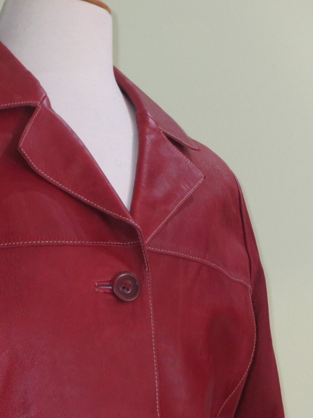 Vintage Mossimo Women's Red Leather XL Jacket - Picture 3 of 12